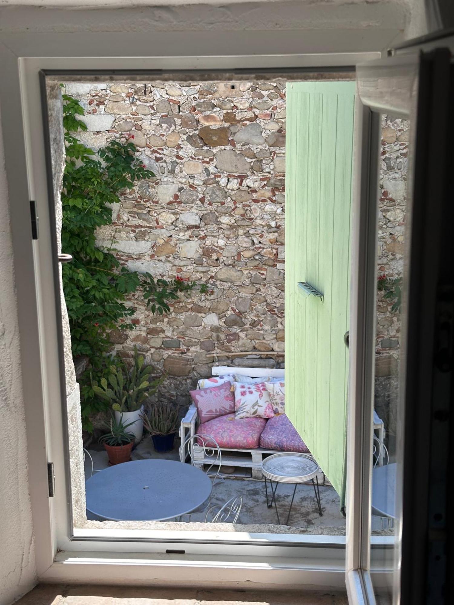 Les Cailloux Dorés Massillargues-Attuech Exterior foto